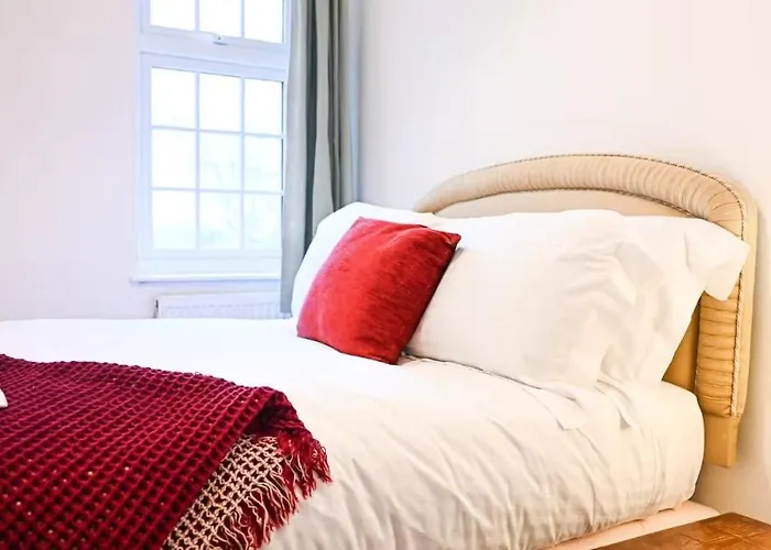 Quiet & Cosy Countryside Haven - Free Parking