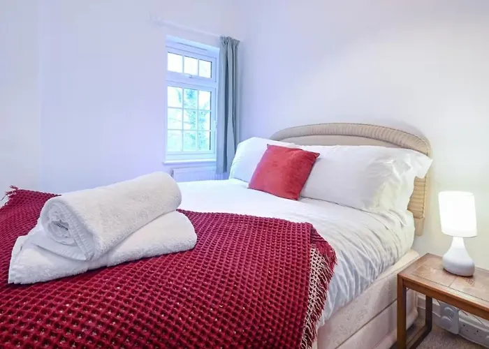 Quiet & Cosy Countryside Haven - Free Parking