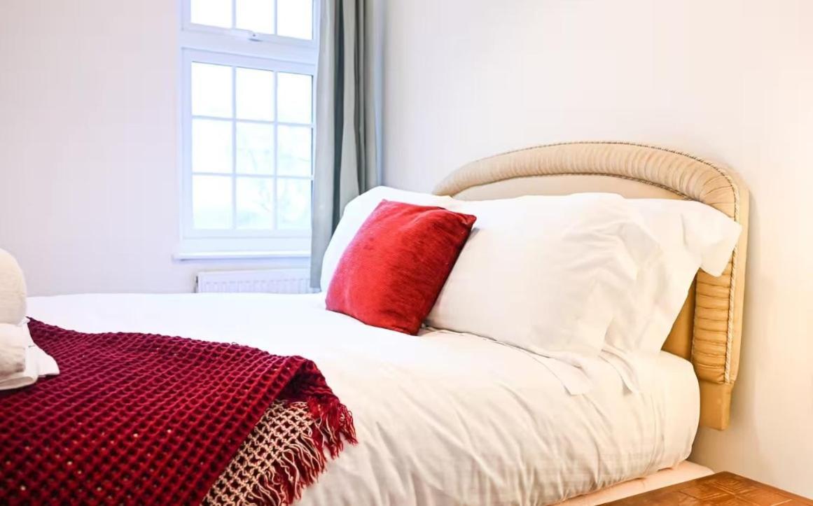 Quiet & Cosy Countryside Haven - Free Parking Vakantiehuis