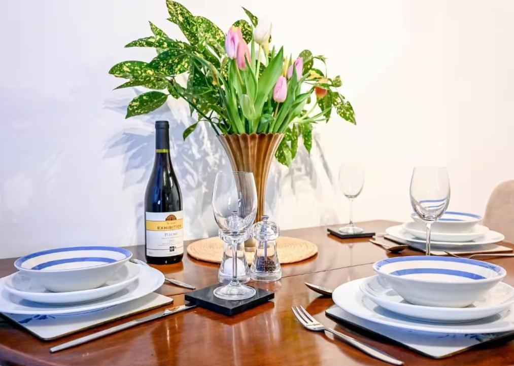 Quiet & Cosy Countryside Haven - Free Parking *