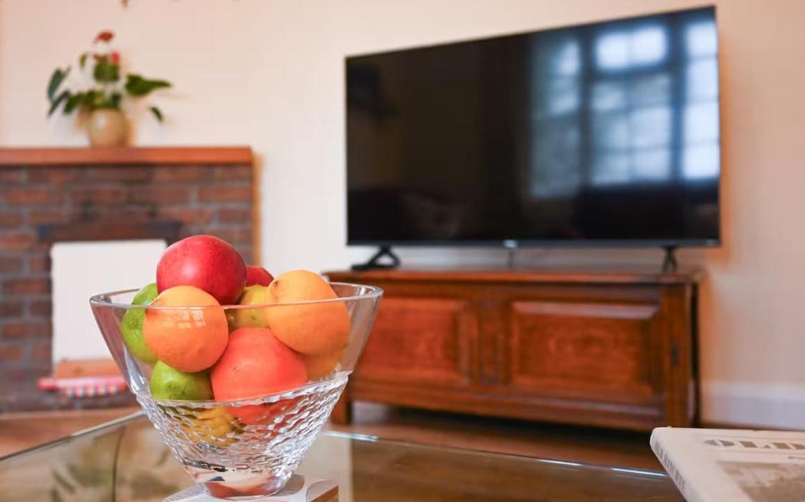 Vakantiehuis Quiet & Cosy Countryside Haven - Free Parking